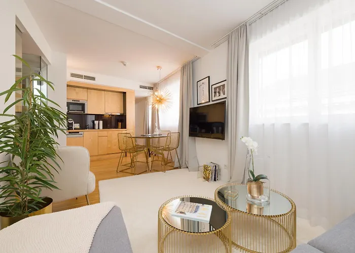 Rafael Kaiser - Premium Apartments City Centre - Contactless Check-In